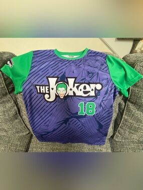 3/$22 - DC Comics The Joker Short Sleeve Shirt, Size Youth X-Large